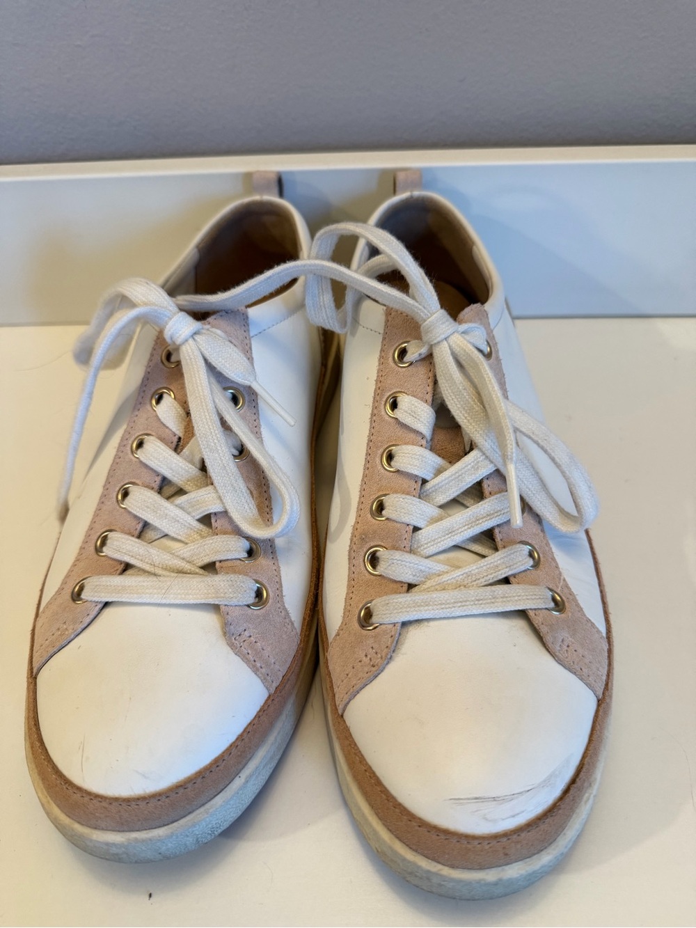 Vionic White Leather Sneaker with Blush Insole